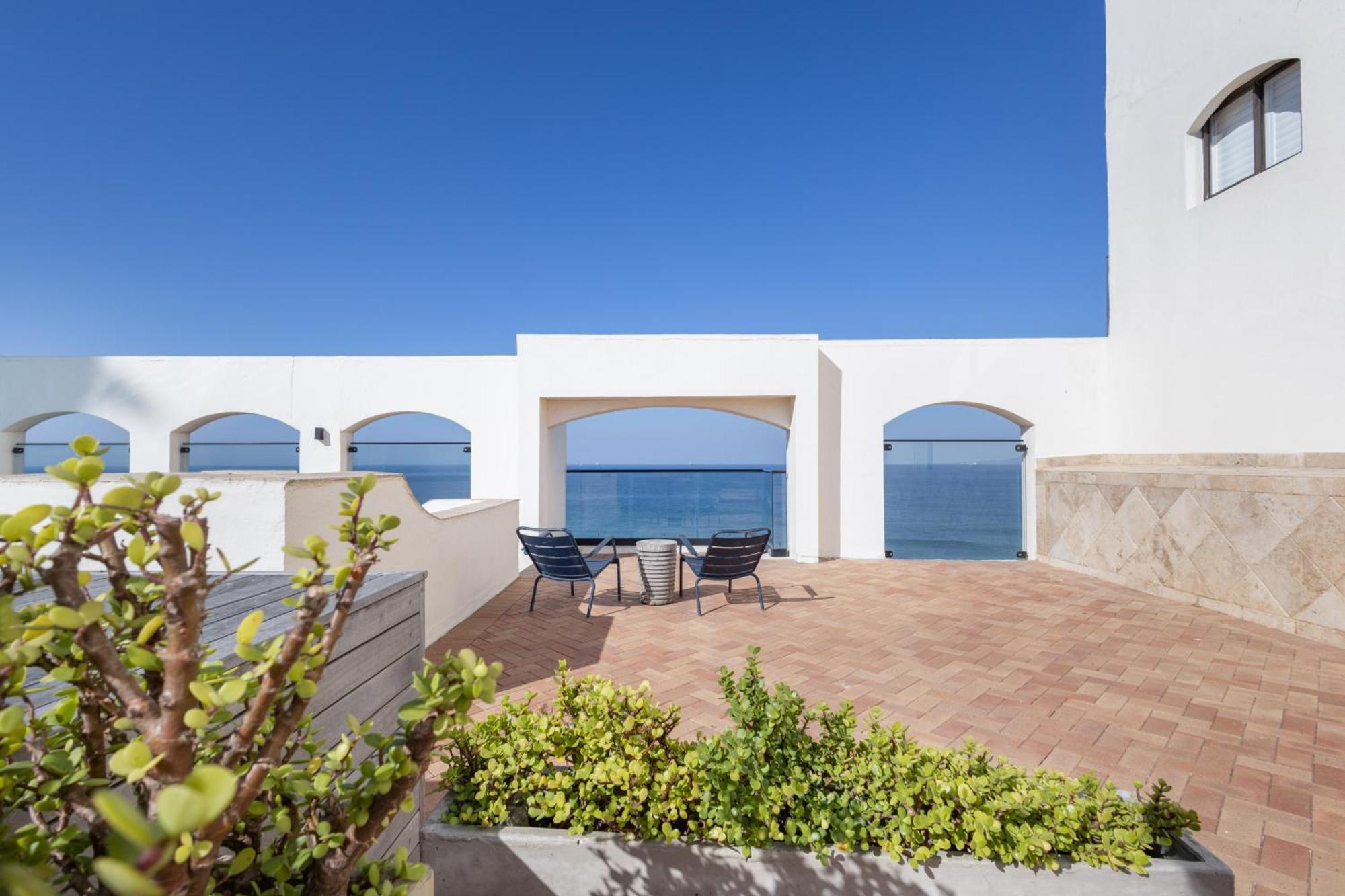 803 Bermudas - By Stay In Umhlanga Durban Kültér fotó